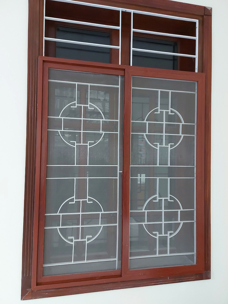 Cửa lưới chống muỗi 2 cánh dạng lùa màu vân gỗ