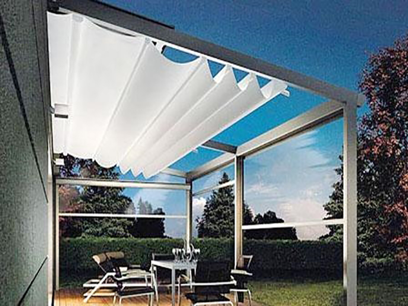 Bạt che nắng mưa dạng xếp lớp